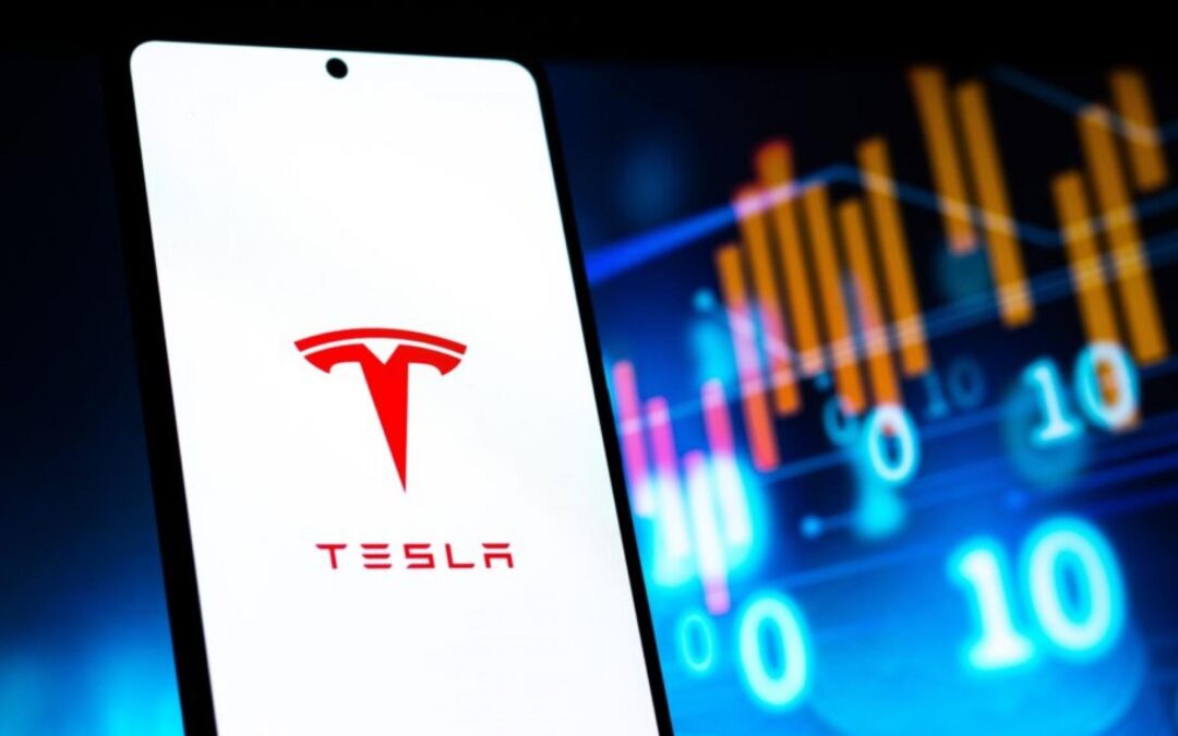 Tesla Stock Faces Challenges Amid Production Woes: A Technical Analysis