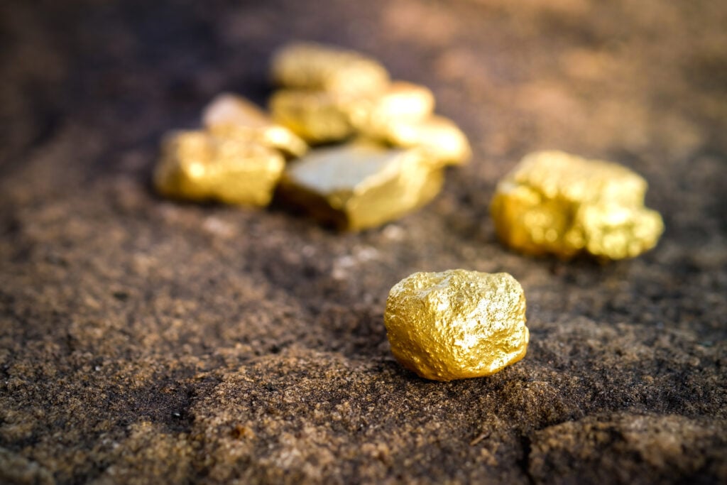 3 Gold-Linked Stocks Log Momentum Gains As Precious Metal Hits Fresh All-Time High Nearing $4,500 Mark