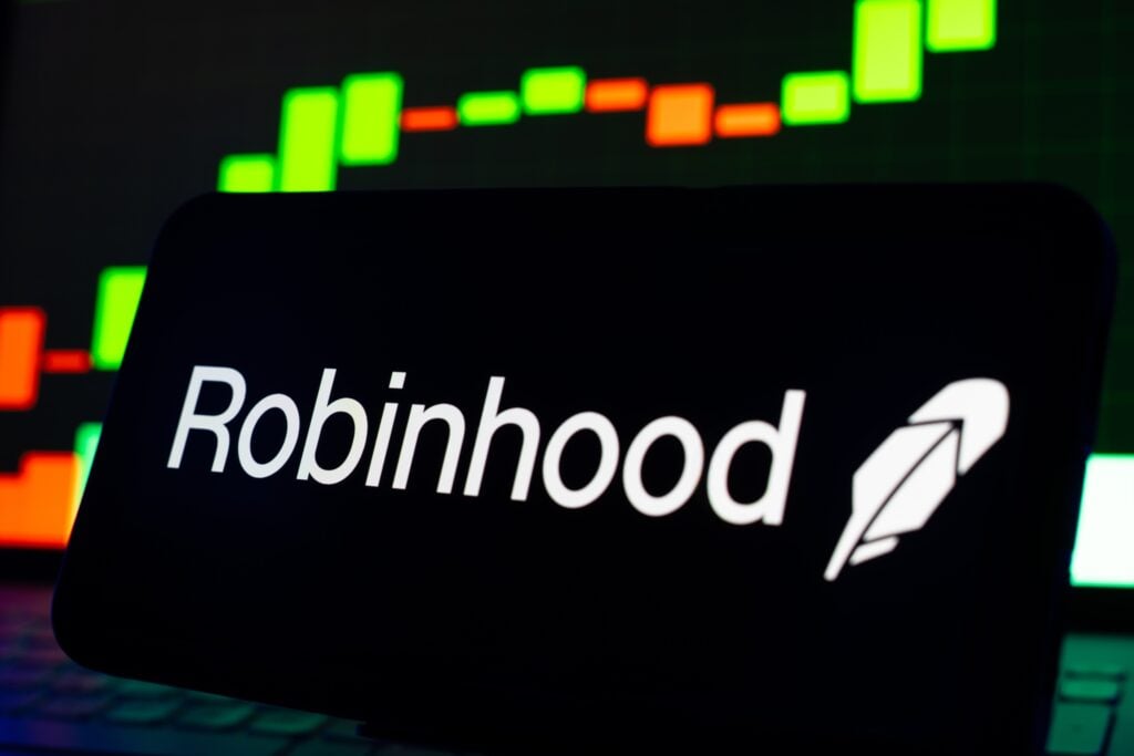 Robinhood Stock Climbs After Q2 Report Shows Record Revenues and More